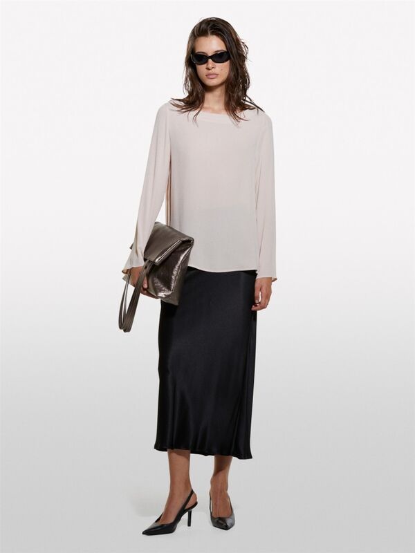 Kdn_%100 Viskoz Rahat Kesim Yanları Yırtmaçlı Kayık Yaka Bluz Kadın Pudra Bluz - 324A5ZMZLQ07S