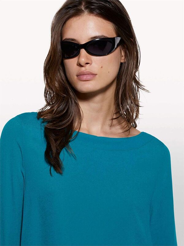 Kdn_%100 Viskoz Rahat Kesim Yanları Yırtmaçlı Kayık Yaka Bluz Kadın Zümrüt Yeşili Bluz - 324A5ZMZLQ07S