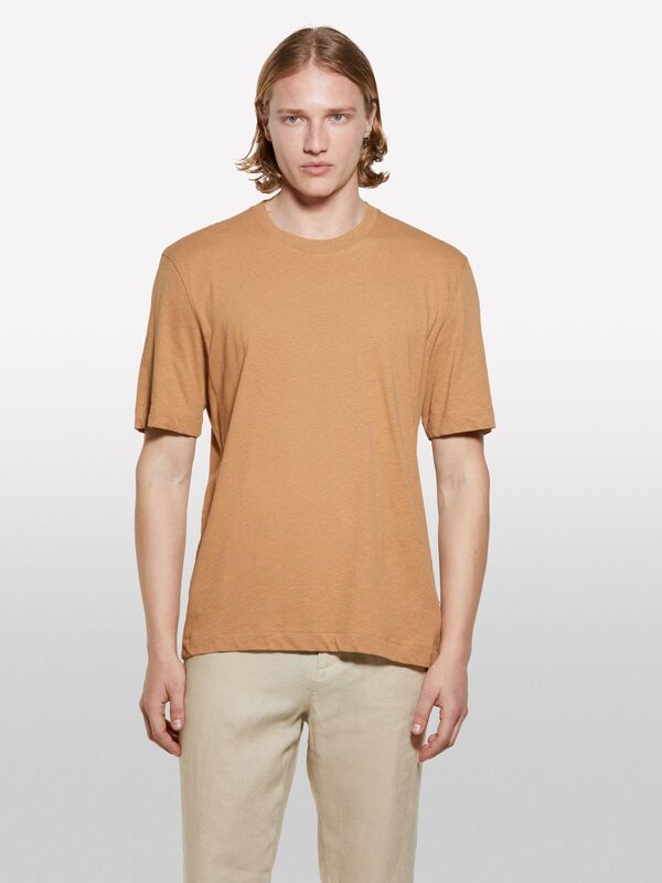 Keten Karışımlı Bisiklet Yaka Regular Fit T-Shirt Erkek Kahverengi T-Shirt - 325P3D8FS104L