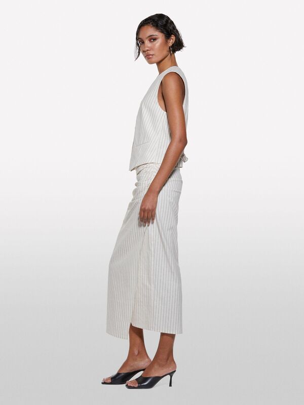 Keten Karışımlı Cepli V Yaka Yelek Kadın Siyah Yelek - 325P25ICLJ00S