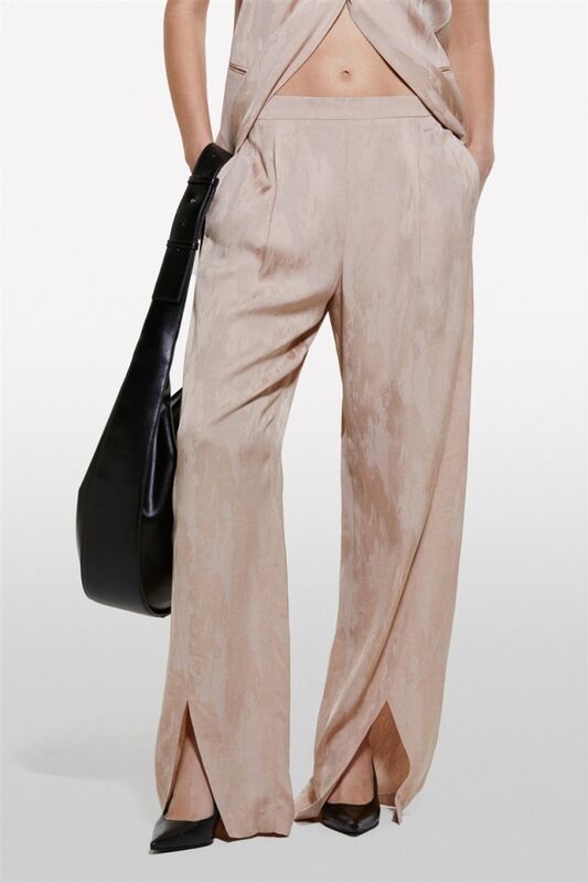 Sisley - Keten Karışımlı Jakarlı Paçası Yırtmaçlı Pantolon Kadın Pudra Pantolon - 324A43MELF05I