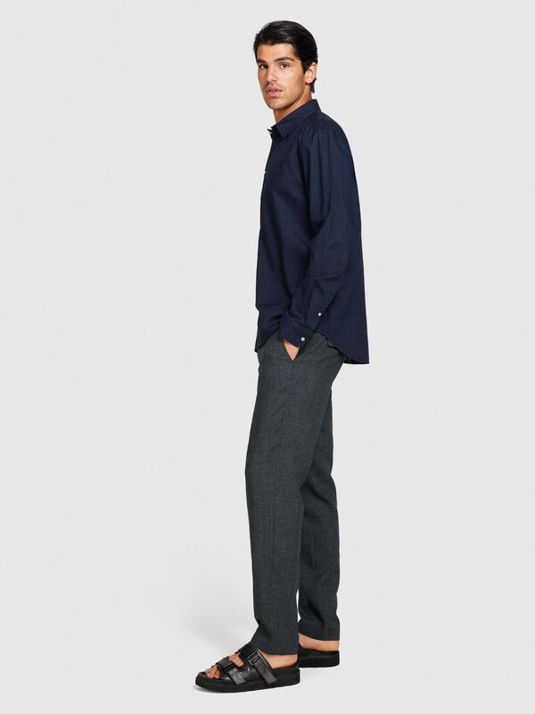 Sisley - Keten Pamuk Karışımlı Slim Fit Gömlek Erkek Lacivert Gömlek - 324P59A2SQ03G Sisley - Keten Pamuk Karışımlı Slim Fit Gömlek Erkek Lacivert Gömlek - 324P59A2SQ03G