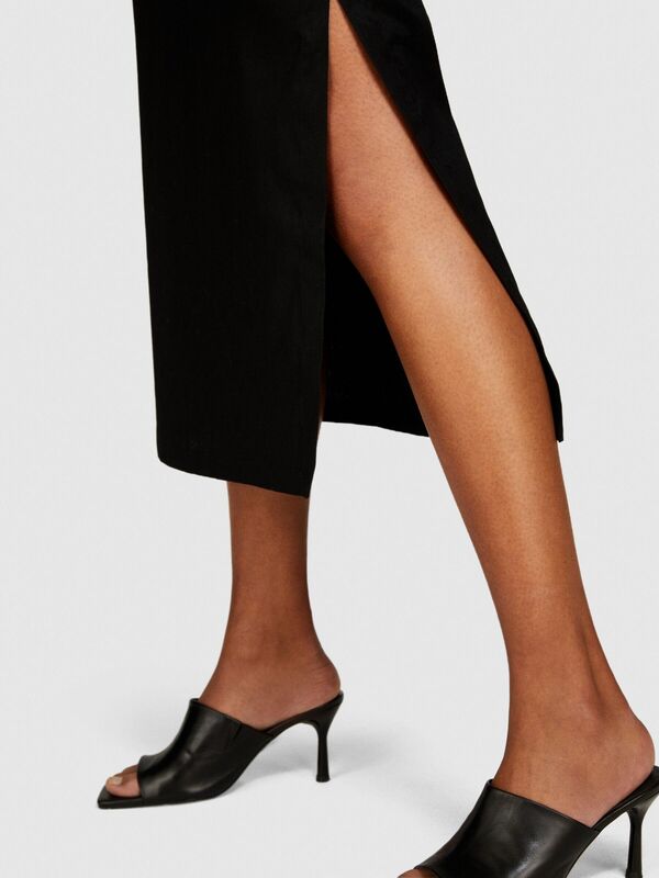 Keten ve Pamuk Karışımlı Yırtmaçlı Midi Kalem Etek Kadın Siyah Etek - 324P4U6WL0023