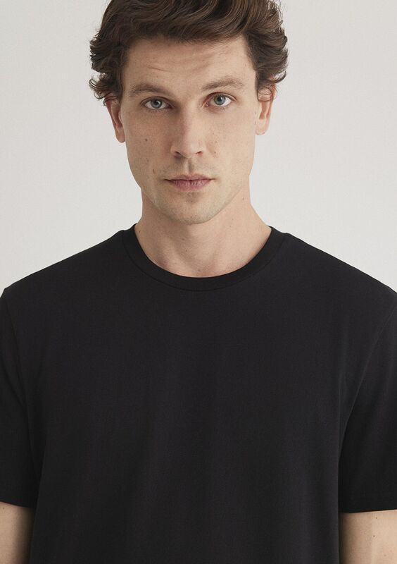 KISA KOL TİŞÖRT Erkek Siyah Basic T-Shirt - M066483