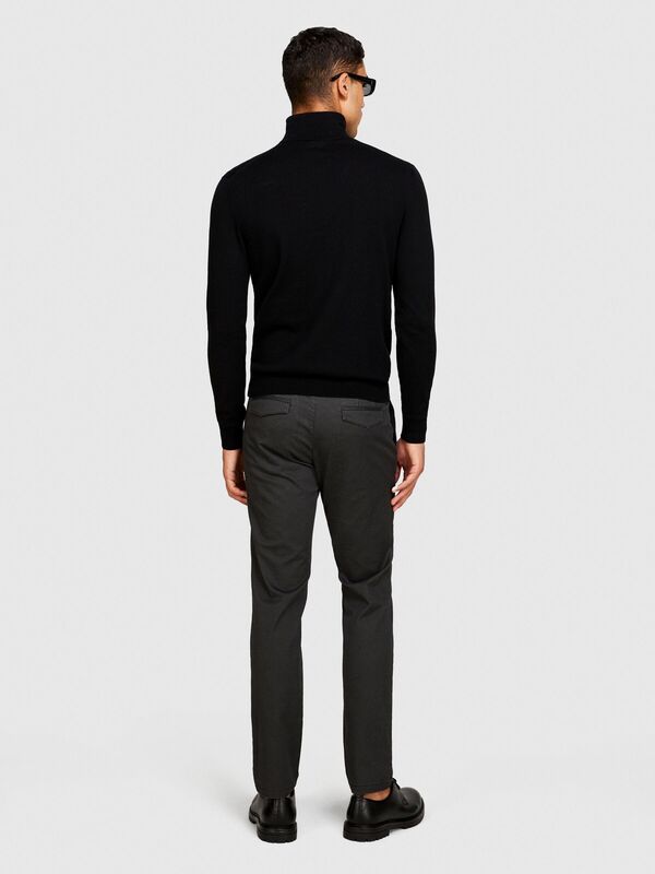 Sisley - Koton Karışımlı Dik Yaka Kazak Erkek Siyah Kazak - 323A10F2S2244 Sisley - Koton Karışımlı Dik Yaka Kazak Erkek Siyah Kazak - 323A10F2S2244