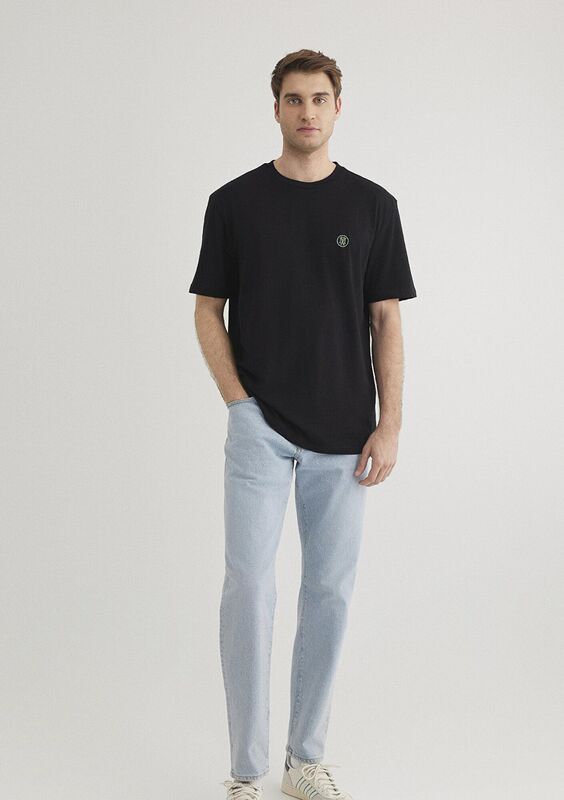 LOGO NAKIŞLI TİŞÖRT Erkek Siyah Basic T-Shirt - M067074