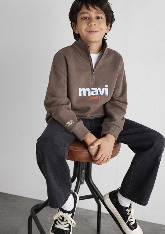 Mavi - MAVİ BASKILI YARI FERMUARLI SWEATSHIRT Erkek Çocuk Kahverengi Sweatshirt - M6S10151