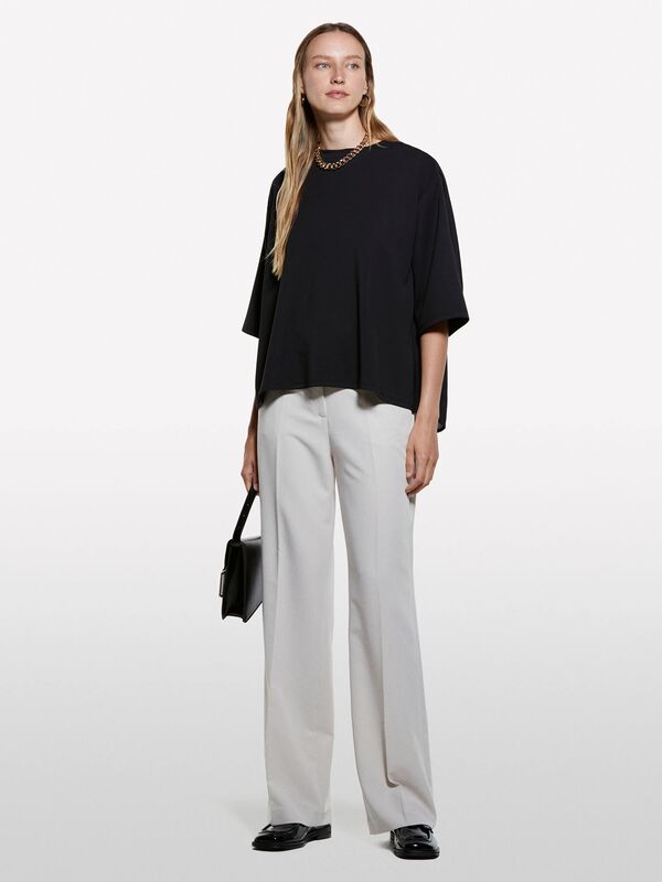 Sisley - Modal Karışımlı Asimetrik Boxy Fit T-Shirt Kadın Siyah T-Shirt - 325A3JTHL1080