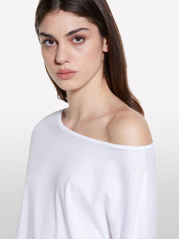 Modal Karışımlı Kayık Yaka Regular Fit T-Shirt Kadın Beyaz T-Shirt - 325P3QU4L12EE