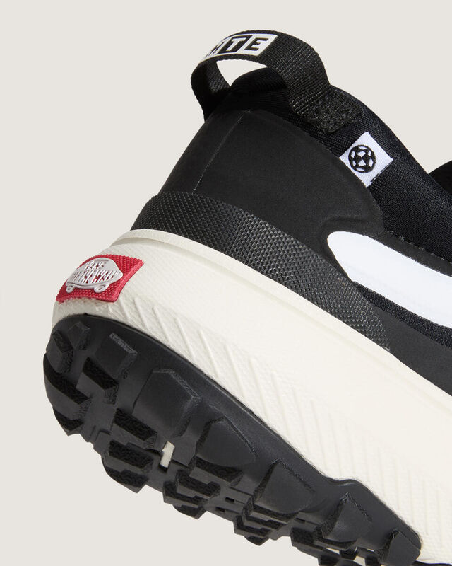 MTE Crosspath Uniseks Çok Renkli Spor Ayakkabı - VN000CVU MTE Crosspath Uniseks Çok Renkli Spor Ayakkabı - VN000CVU