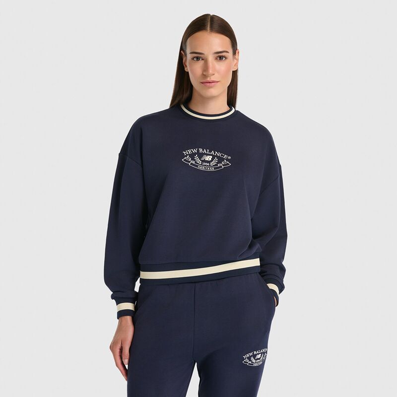 New Balance - NB Lifestyle Women Sweatshirt Kadın Lacivert Sweatshirt - WNC3501