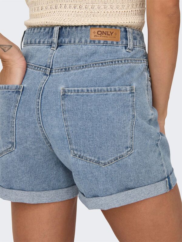 ONLVEGA HW MOM DNM SHORTS NOOS Kadın Mavi Denim Şort - 15230571