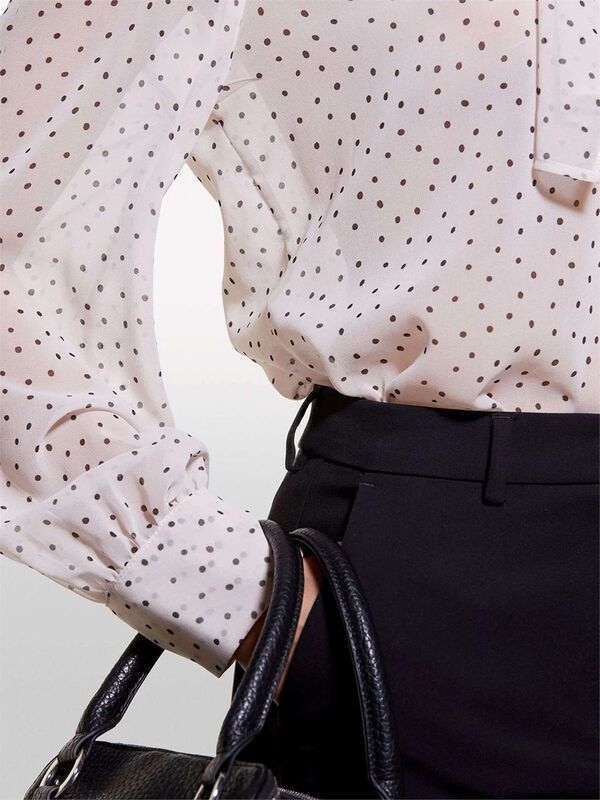 Önü Bağlama Detaylı Desenli Uzun Kollu Şifon Bluz Kadın 76Y Bluz - 324A52UMLQ088