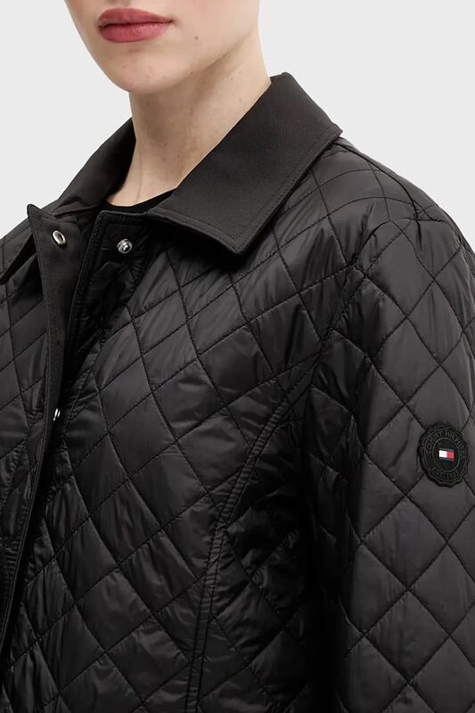 PADDED NYLON SLIM QUILTED JACKET Kadın Siyah Ceket - WW0WW45641