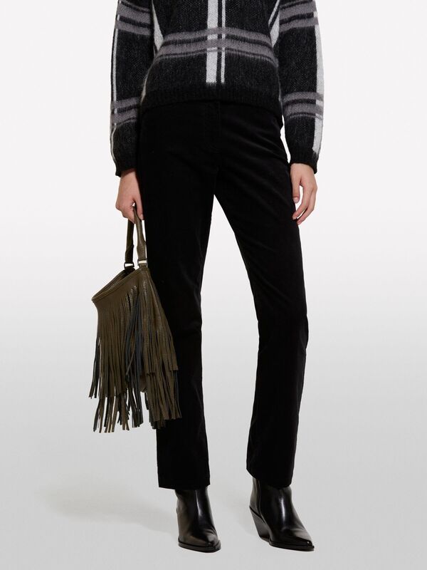 Pamuk Karışımlı Beş Cepli Normal Kesim Pantolon Kadın Siyah Pantolon - 324A46C2LE02W