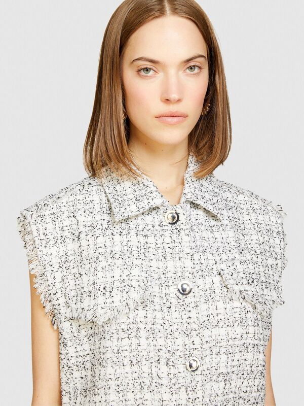 Pamuk Karışımlı Önü Düğmeli Cep Detaylı Kolsuz Yelek Kadın Siyah Yelek - 324P2S67LJ00F