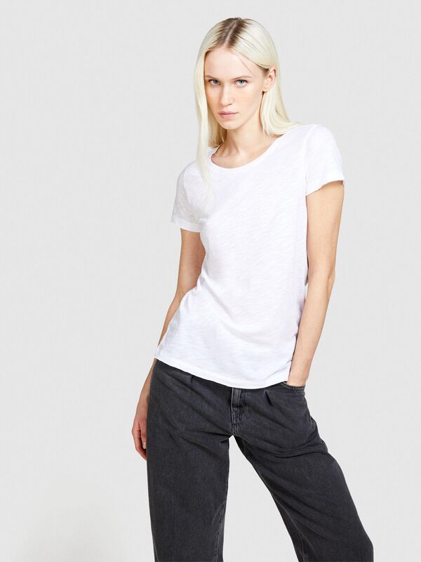 Pamuk Modal Karışımlı Normal Kalıp Bisiklet Yaka T-Shirt Kadın Beyaz T-Shirt - 324P3TNHL11A2