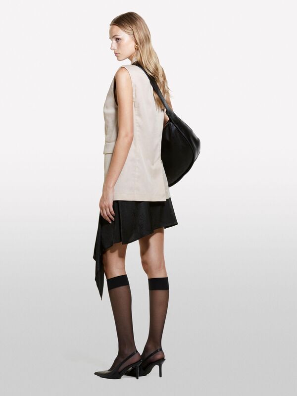 Pamuk ve Liyosel Karışımlı Tek Düğmeli Kapaklı Cepli Yelek Kadın Pudra Yelek - 324A2TKDLJ00M