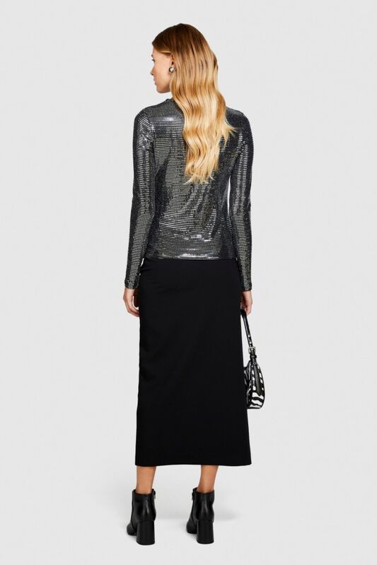 Poliviskoz Esnek Midi Boy Yandan Fermuarlı Etek Kadın Siyah T-Shirt - 323A47N8L001N