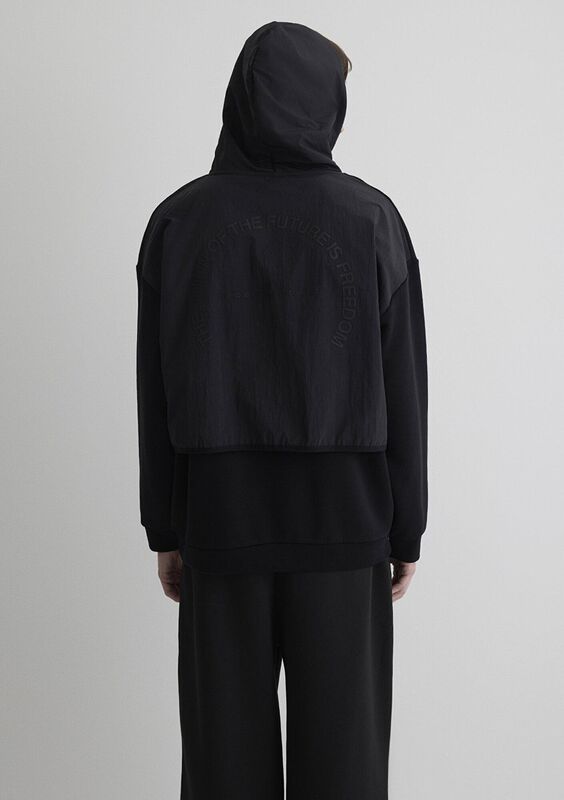 PRO KAPÜŞONLU SWEATSHIRT Erkek Siyah Sweatshirt - M0S10353