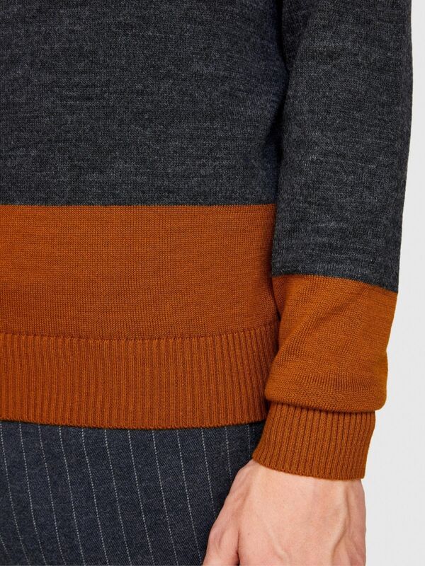 Renk Bloklu Yün Karışımlı Bisiklet Yaka Kazak Erkek Renkli Kazak - 323A117GT102H