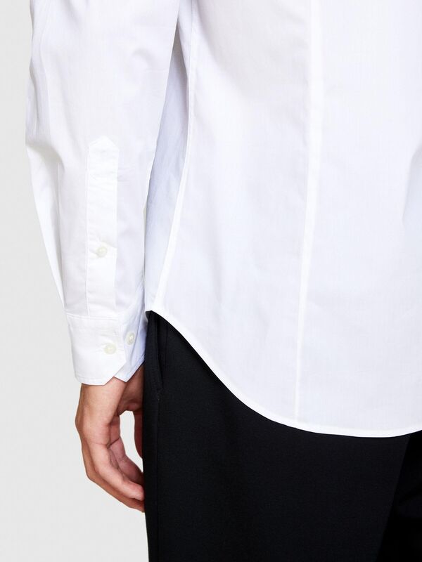 Sisley - Slim Fit Esnek Koton Gömlek Erkek Beyaz Gömlek - 323A5CNX5QL19 Sisley - Slim Fit Esnek Koton Gömlek Erkek Beyaz Gömlek - 323A5CNX5QL19