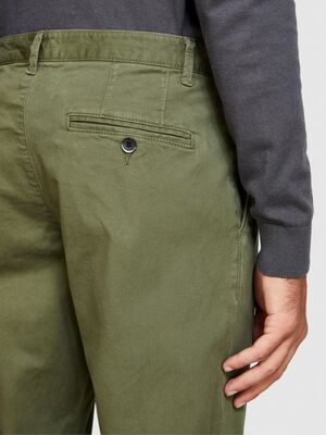 Sisley - Slim Fit Vintage Efekt Chino Pantolon Erkek Yeşil T-Shirt - 323A4DM6SF02Y