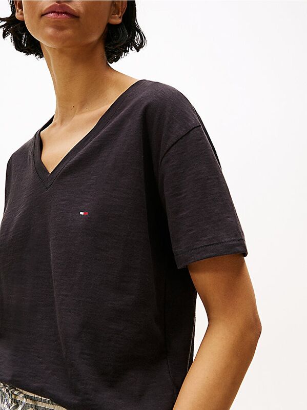 SLUB MDRN V-NK SS T-SHIRT Kadın Siyah T-Shirt - WW0WW43901