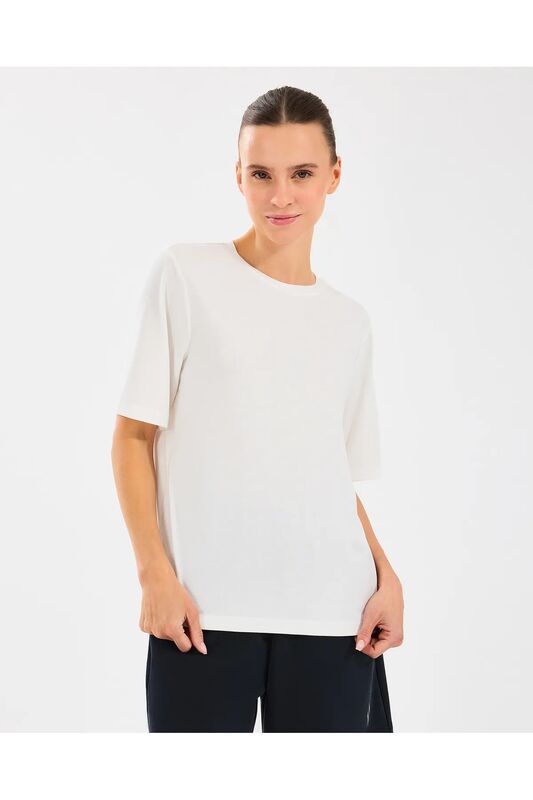 Skechers - Soft Touch T-Shirt Uniseks Beyaz T-Shirt - S2510327