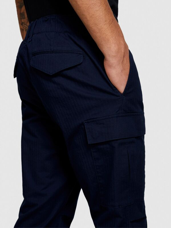 Streç Pamuklu Kemer Delikli Yama Cepli Dar Paça Pantolon Erkek Lacivert Pantolon - 324P4H2FSF03P