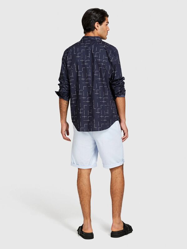 Streç Pamuklu Kumaştan Kemer Delikli Kıvrık Paça Kısa Şort Erkek Mavi Şort - 324P4TEQS900Z