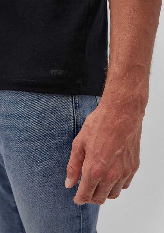 STRETCH V YAKA TİŞÖRT Erkek Siyah T-Shirt - M061748