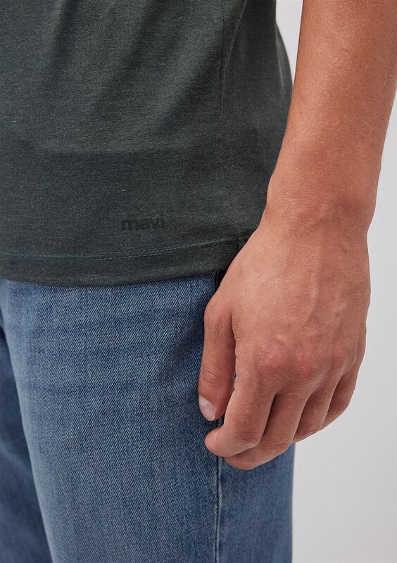 STRETCH V YAKA TİŞÖRT Erkek Yeşil T-Shirt - M061748