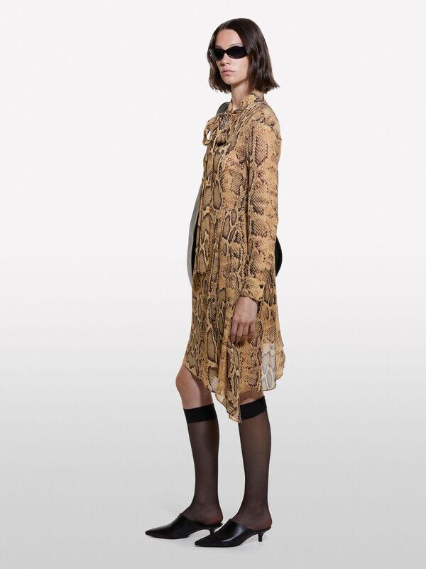 Tamamı Baskılı Bağlama Detaylı Etek Ucu Asimetrik Elbise Kadın Koyu Sarı Desenli Elbise - 324A4YBMLV065