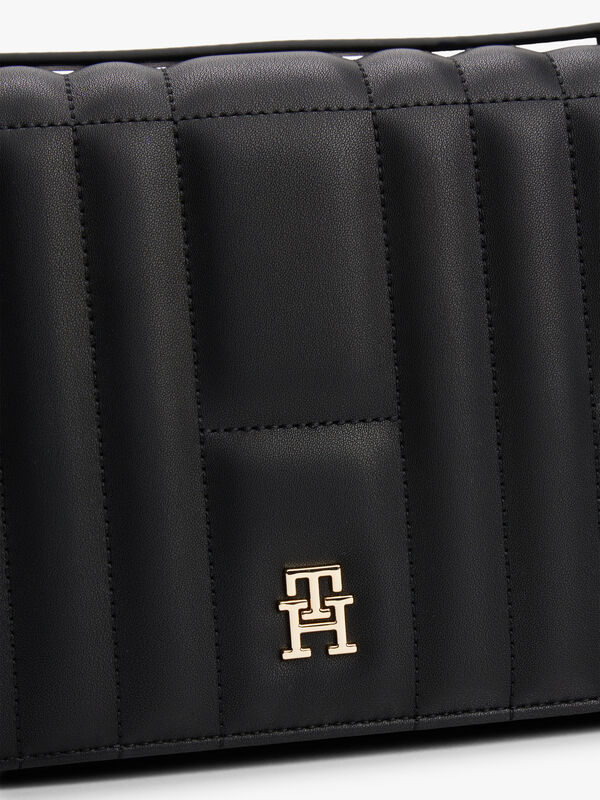 TH FEMININE CONV CROSSOVER Kadın Siyah Çanta - AW0AW17454 TH FEMININE CONV CROSSOVER Kadın Siyah Çanta - AW0AW17454