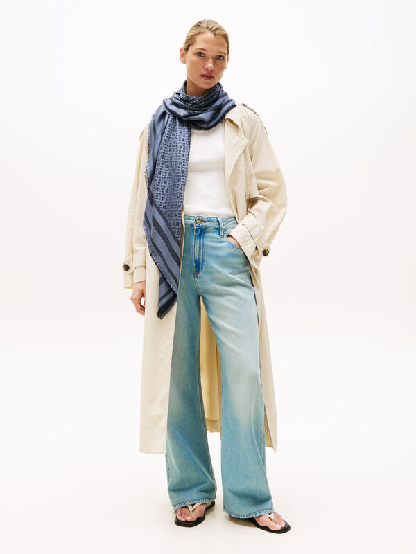 Tommy Hilfiger - TH MONOGRAM SQUARE Kadın Mavi Atkı - AW0AW17493