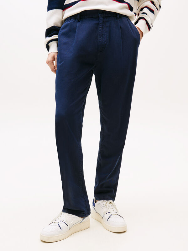 Tommy Hilfiger - TJM ISAAC LIGHT COTTON PANTS Erkek Mavi Pantolon - DM0DM21705 Tommy Hilfiger - TJM ISAAC LIGHT COTTON PANTS Erkek Mavi Pantolon - DM0DM21705