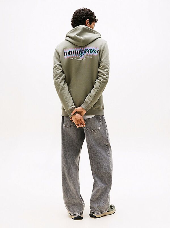 TJM REG BLUR SCRPT BCK HOOD EXT Erkek Yeşil Kazak - DM0DM22112