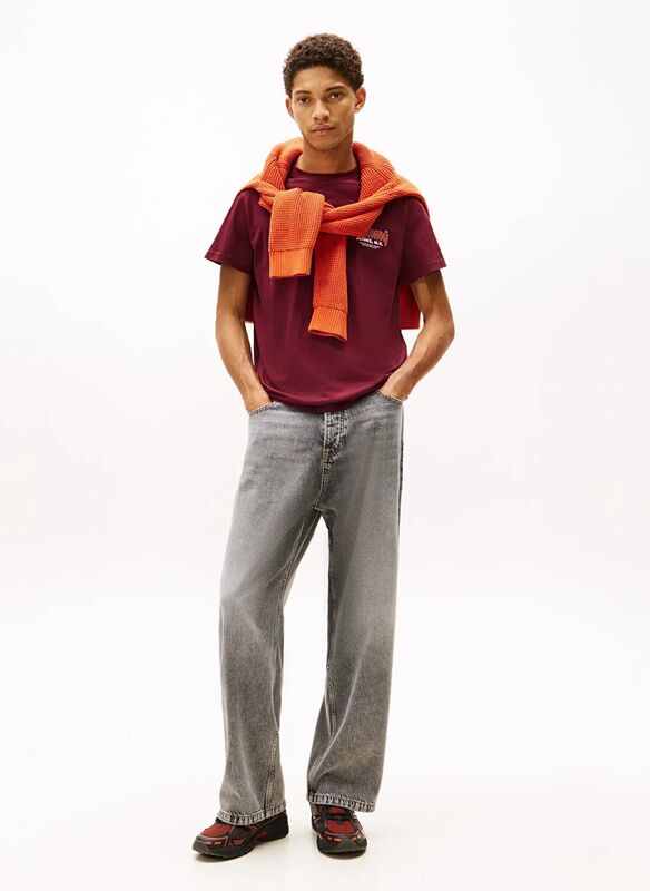 TJM SLIM FONT PLAY TEE Erkek Kırmızı T-Shirt - DM0DM22049