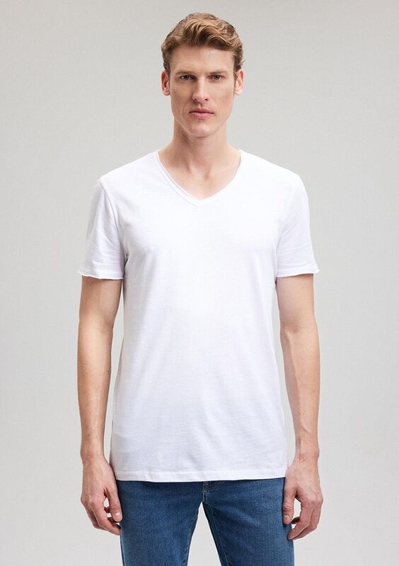 V YAKA TİŞÖRT Erkek Beyaz Basic T-Shirt - M062773