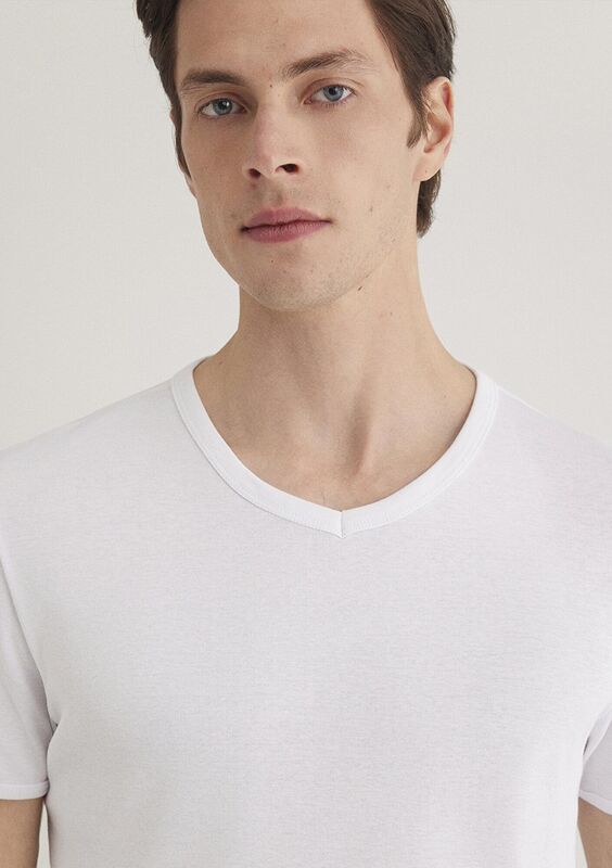 V YAKA TİŞÖRT Erkek Beyaz T-Shirt - M063748