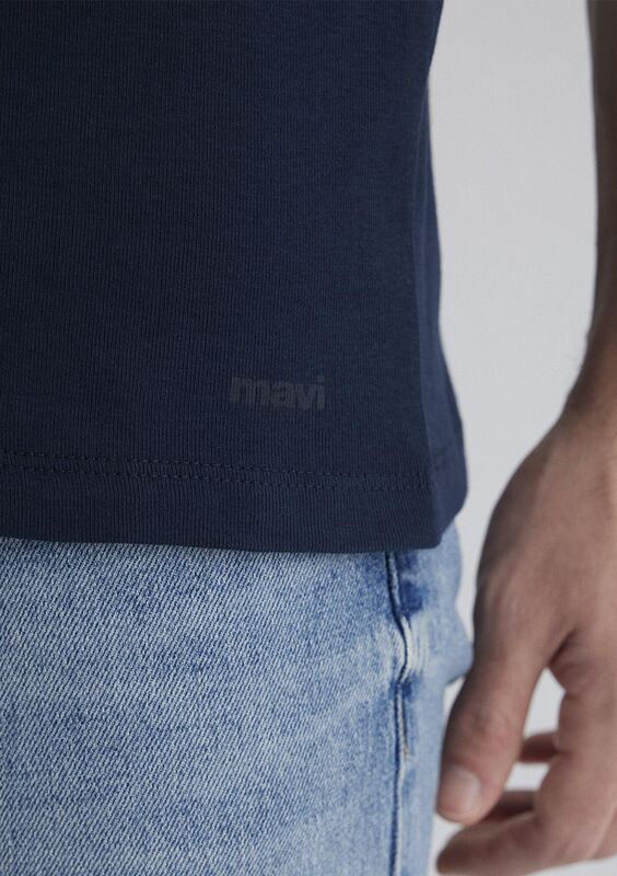 V YAKA TİŞÖRT Erkek Koyu Mavi T-Shirt - M063748