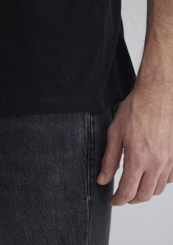 V YAKA TİŞÖRT Erkek Siyah Basic T-Shirt - M062773