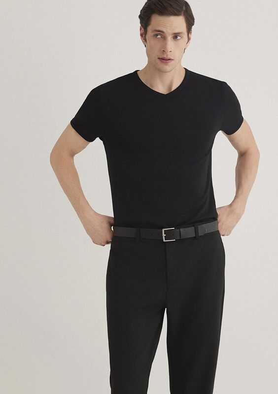V YAKA TİŞÖRT Erkek Siyah Basic T-Shirt - M063748