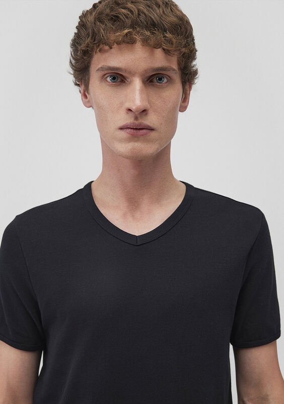 V YAKA TİŞÖRT Erkek Siyah T-Shirt - M063748