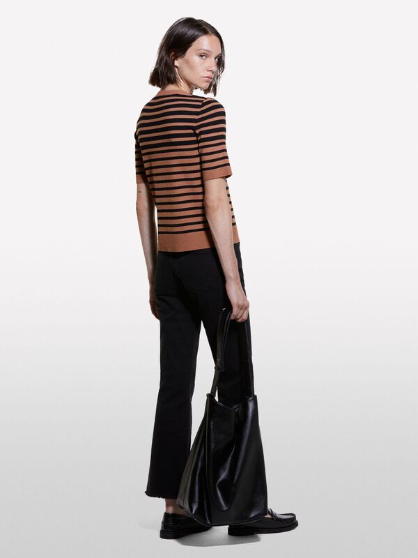 Viskoz Karışımlı Çizgili Bisiklet Yaka Kısa Kollu Kazak Kadın Bej Mix Kazak - 324A17Q3M1052