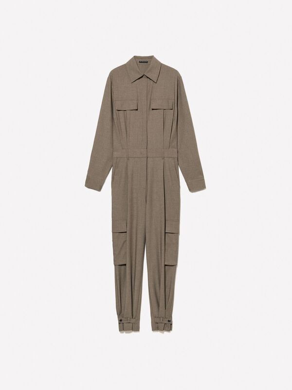 Viskoz Karışımlı Kapaklı Cep Detaylı Sivri Yaka Uzun Tulum Kadın Bej Tulum - 324A43J0LT00L