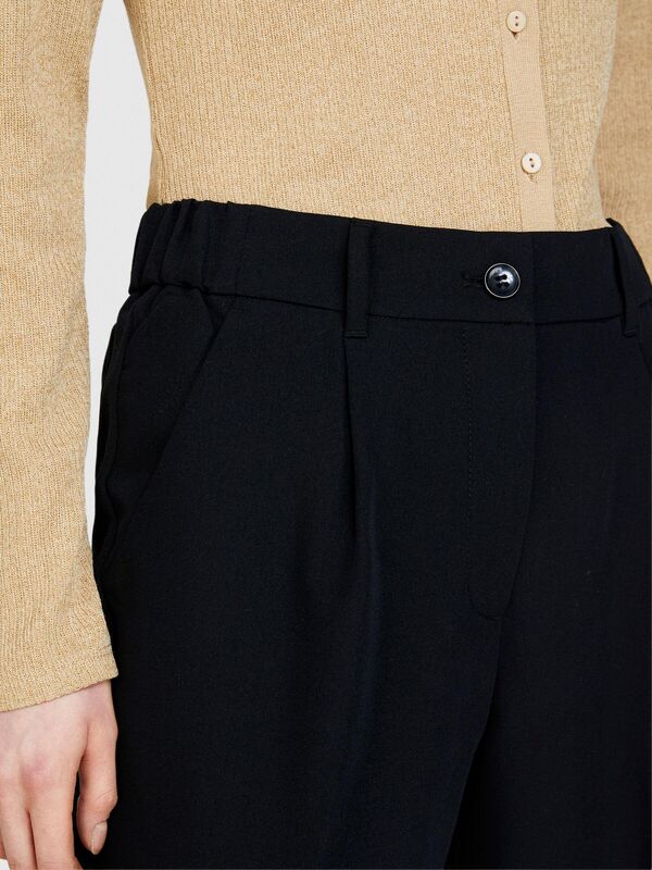 Viskoz Karışımlı Kemer Delikli Arkası Elastik Belli Pantolon Kadın Siyah Pantolon - 324P4KVXL5CM7