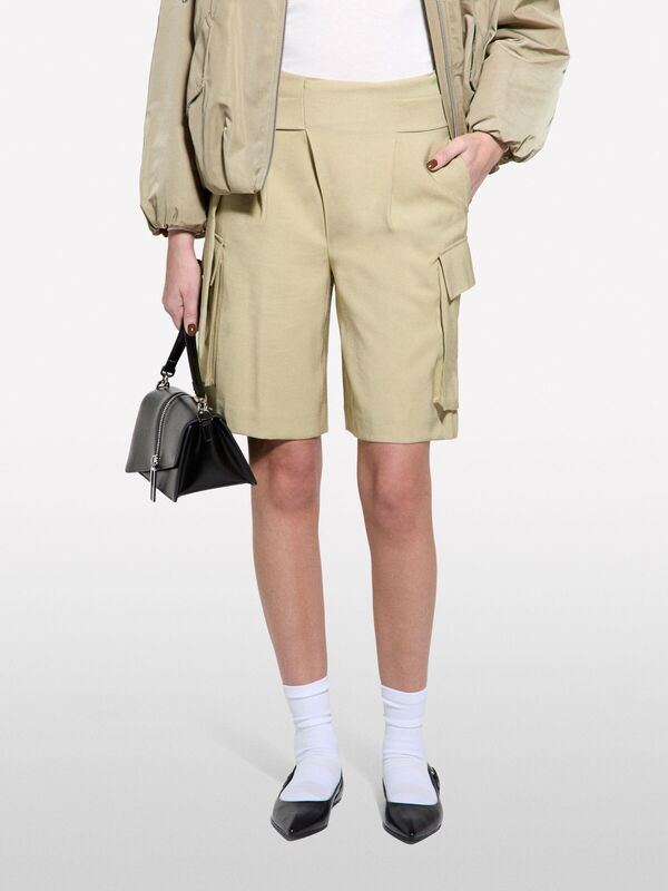 Viskoz Karışımlı Kemerli Comfort Fit Bermuda Şort Kadın Kum Rengi Şort - 325P4G48L901I