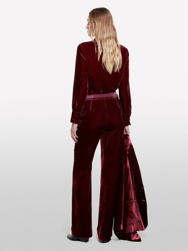 Sisley - Viskoz Karışımlı Normal Kesim Uzun Kollu Kadife Gömlek Kadın Kırmızı Gömlek - 324A51EULQ07Y